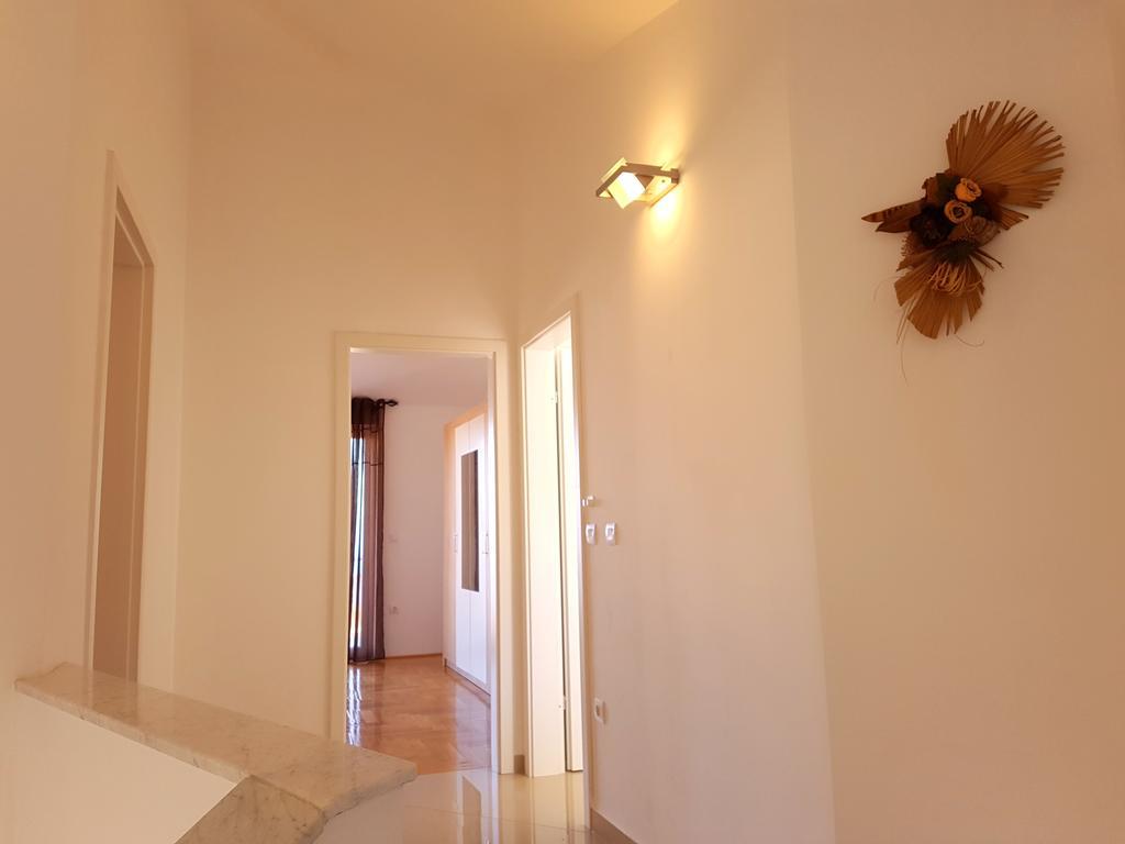 Apartman Dubravka 1 Lovran Exterior photo