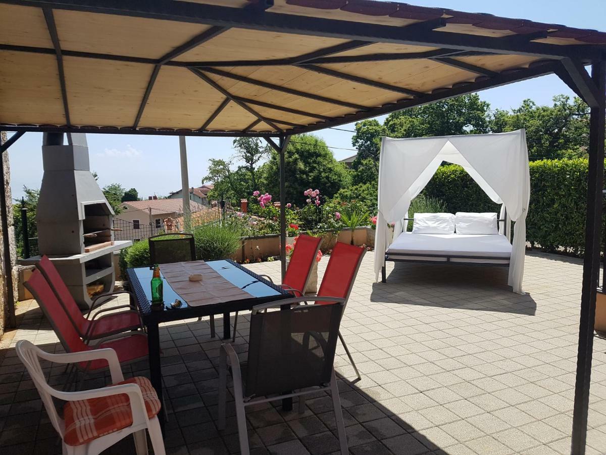 Apartman Dubravka 1 Lovran Exterior photo