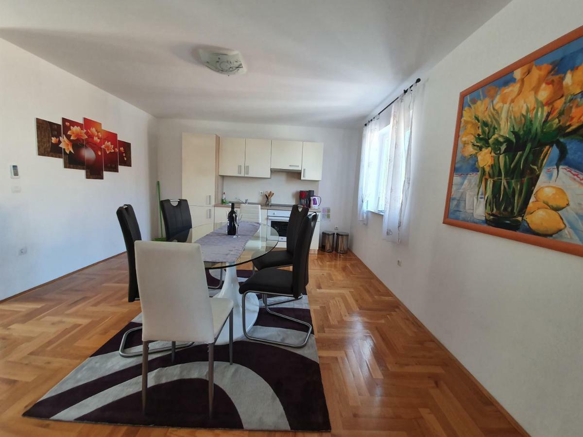 Apartman Dubravka 1 Lovran Exterior photo